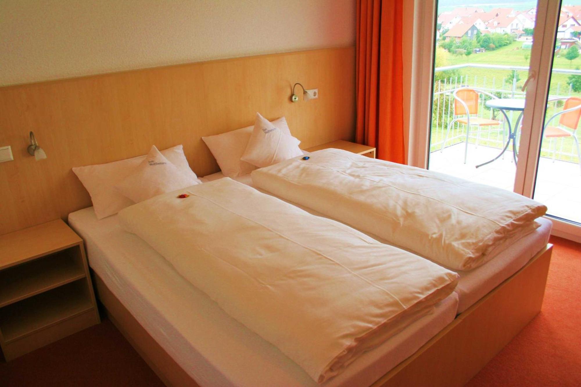 Gaestehaus Zum Wolffenturm Lehrensteinsfeld 客房 照片