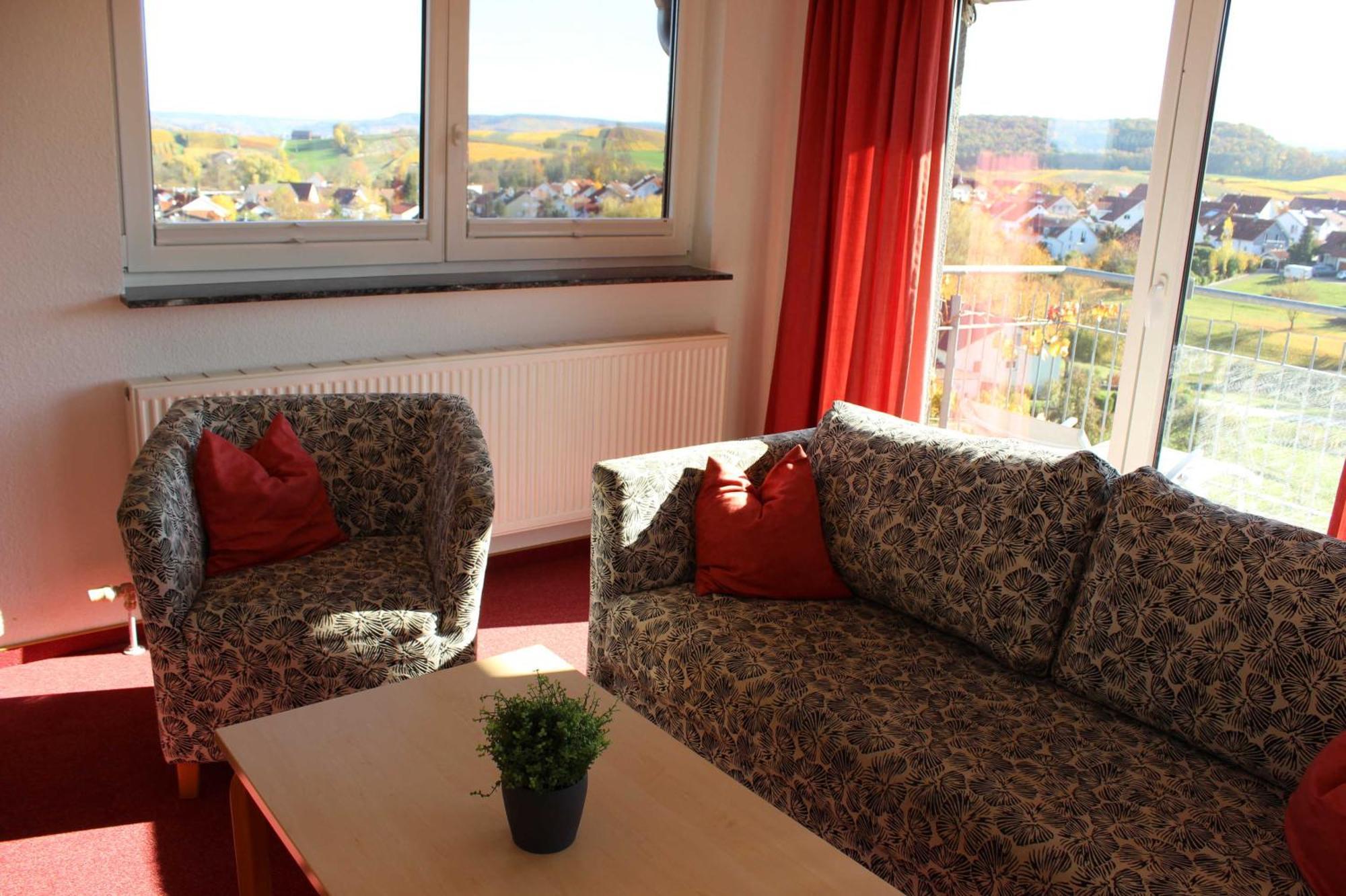 Gaestehaus Zum Wolffenturm Lehrensteinsfeld 客房 照片