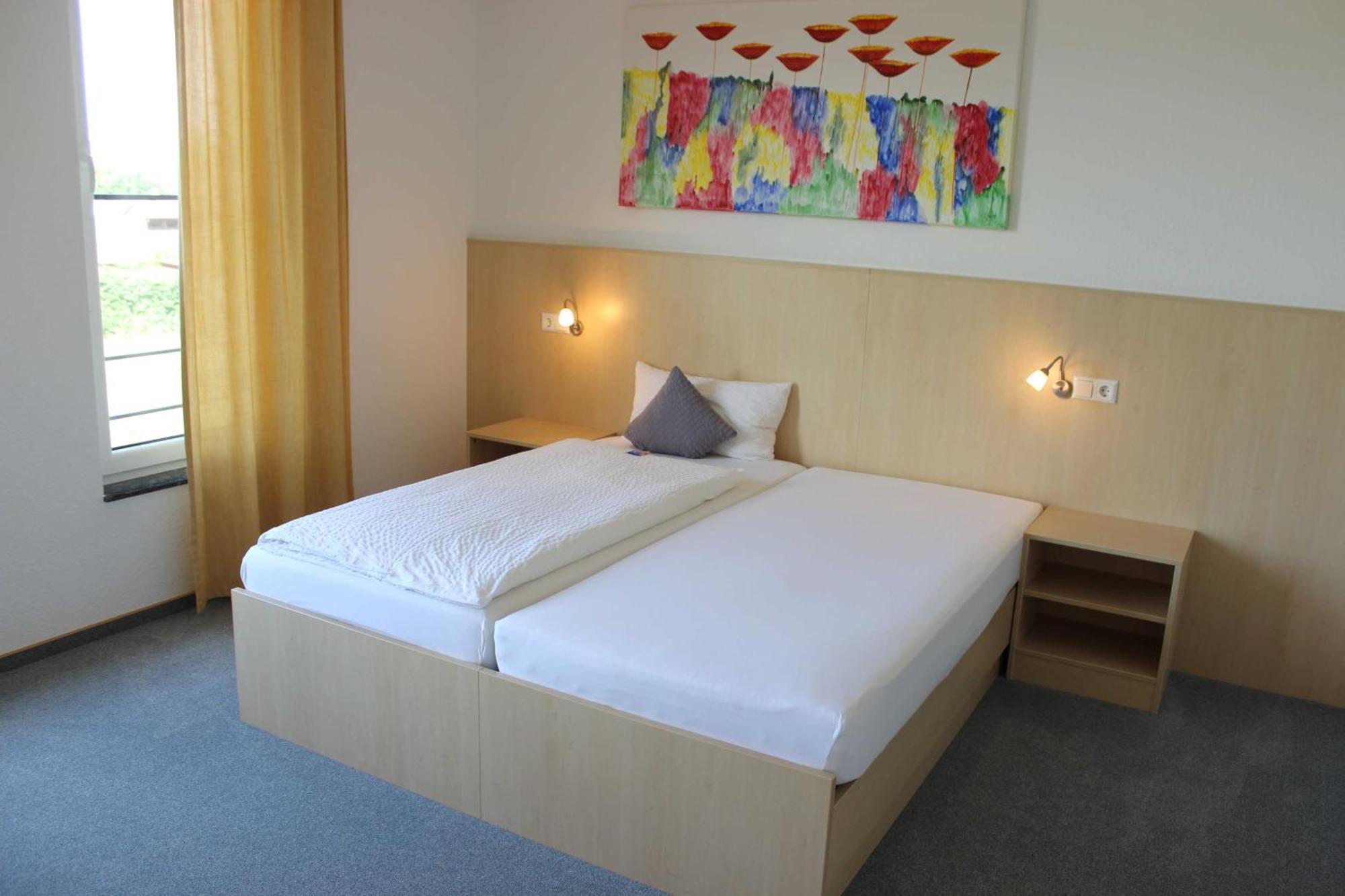 Gaestehaus Zum Wolffenturm Lehrensteinsfeld 客房 照片